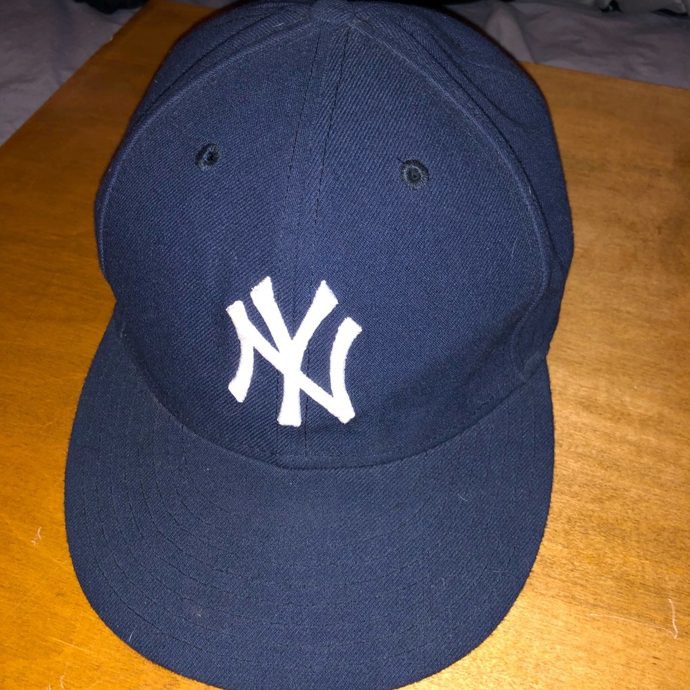 Vintage Yankees fitted cap